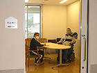相談室で
